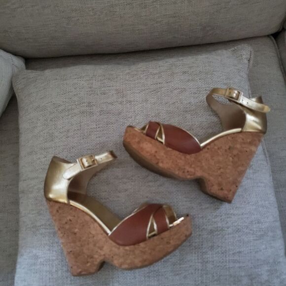 Jimmy Choo Brown/Metallic Gold Leather Pape Mirrored Cork Wedge Sandals Size 7 - Picture 14 of 16